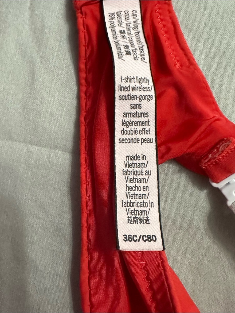 VS Red Wireless Lightly Lined T-Shirt Bra 36C Logo Straps - Picture 4 of 8